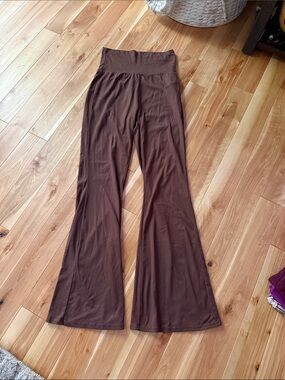 High-Waist Flare Yoga Pants in Brown